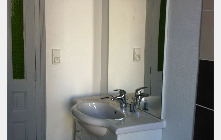 3 Pièces THIERS (63300)  90 m2 500 € 