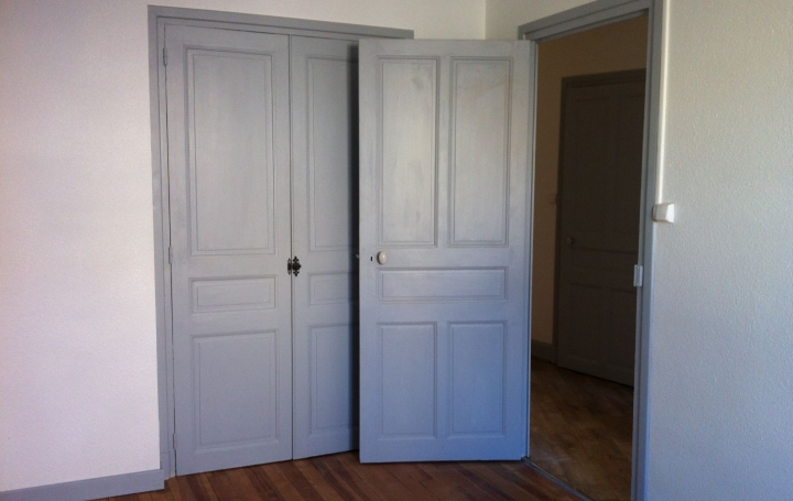 3 Pièces THIERS (63300)  90 m2 500 € 