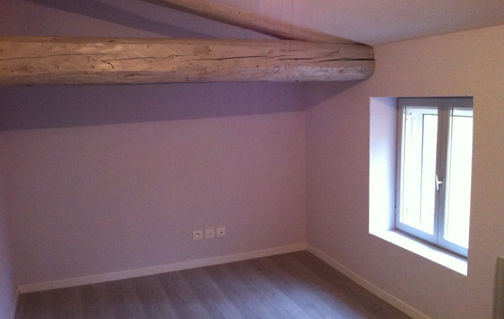 3 Pièces THIERS (63300)  50 m2 410 € 