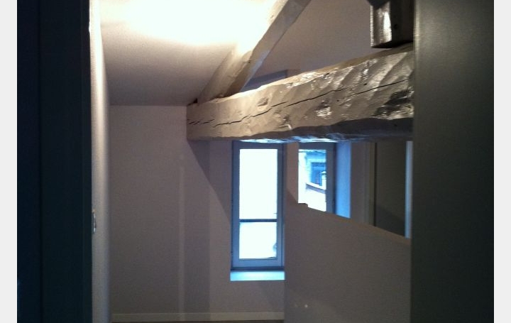 3 Pièces THIERS (63300)  50 m2 410 € 