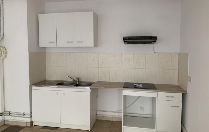 3 Pièces THIERS (63300)  65 m2 385 € 