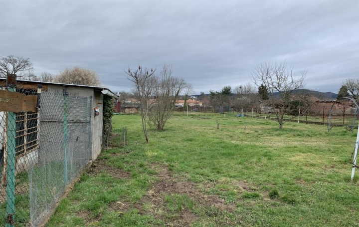 Réseau Immo-diffusion : Maison  PUY-GUILLAUME  104 m2 775 € 