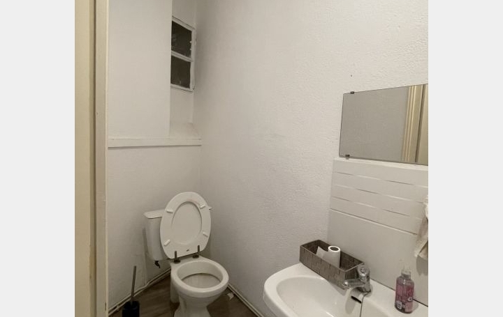 2 Pièces THIERS (63300)  46 m2 355 € 