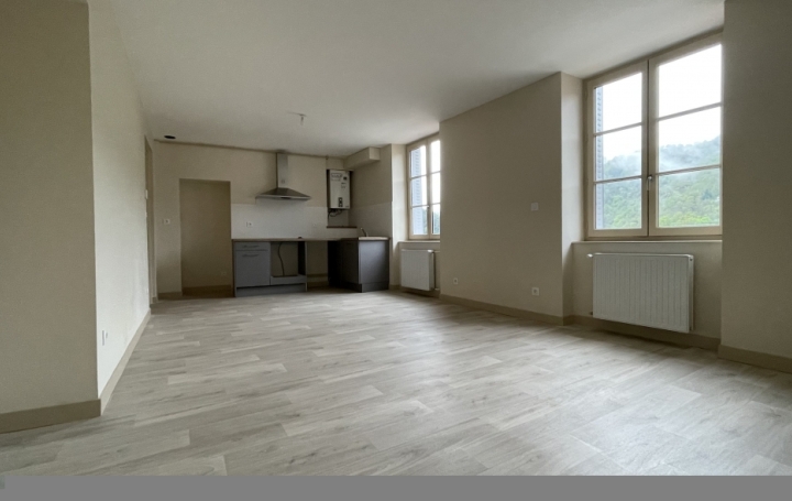 3 Pièces THIERS (63300)  88 m2 560 € 