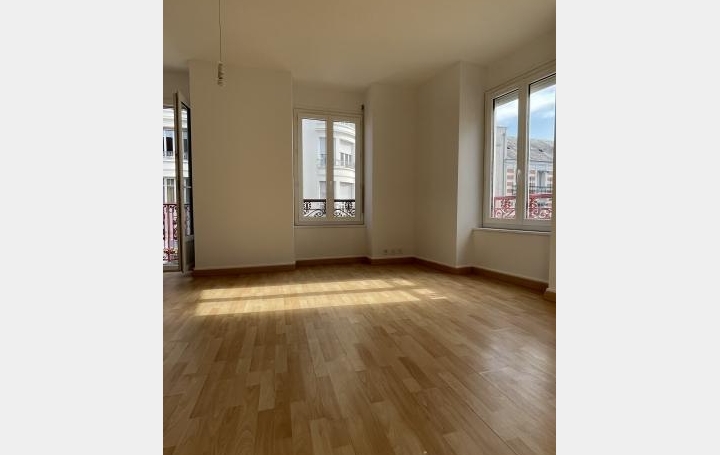 2 Pièces VICHY (03200)  46 m2 530 € 