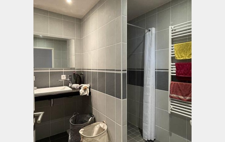 Maison de village THIERS (63300)  122 m2 760 € 