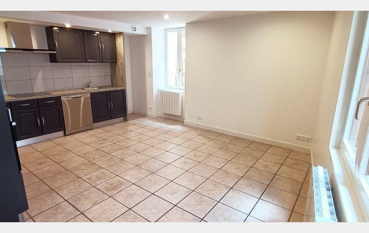 Maison de ville THIERS (63300)  48 m2 435 € 