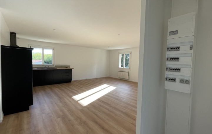 Réseau Immo-diffusion : Maison  ORLEAT  90 m2 915 € 