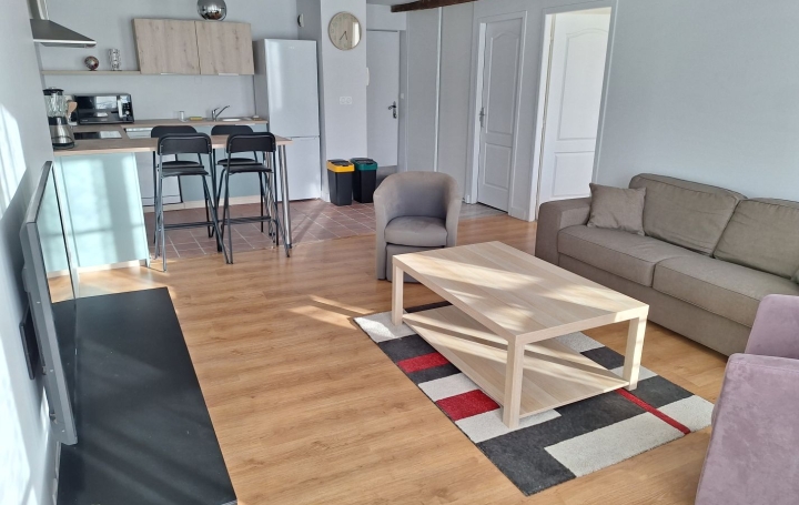 2 Pièces THIERS (63300)  51 m2 450 € 