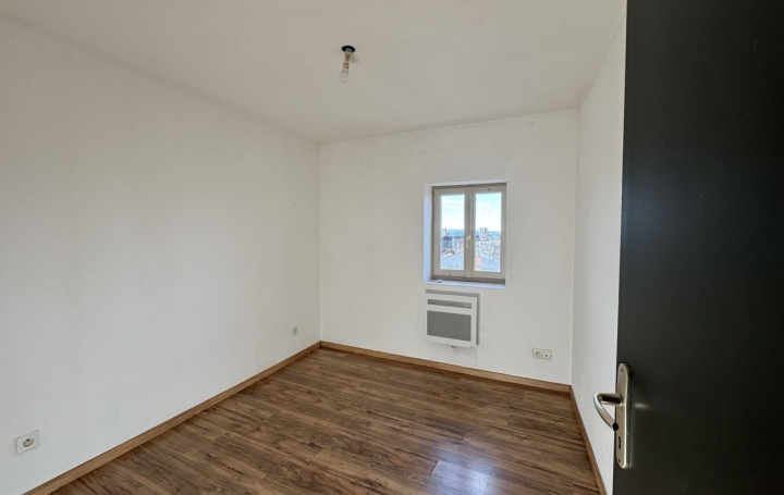 4 Pièces MARINGUES (63350)  78 m2 510 € 