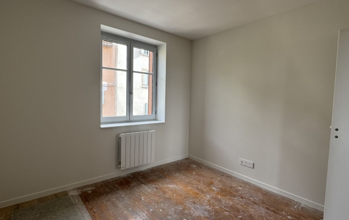 3 Pièces THIERS (63300)  62 m2 530 € 