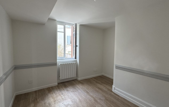 4 Pièces THIERS (63300)  83 m2 620 € 