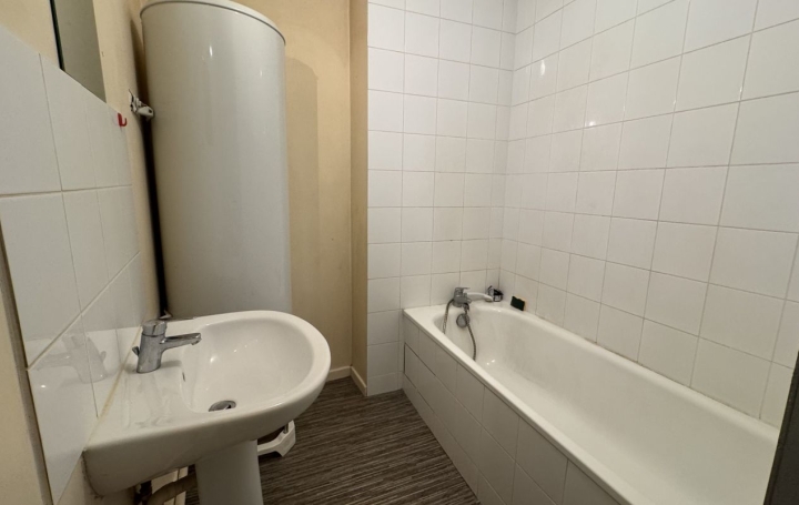 2 Pièces MARINGUES (63350)  38 m2 415 € 
