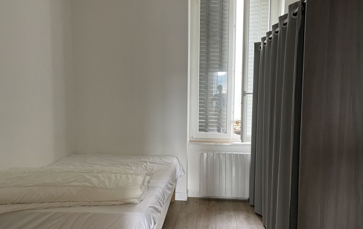 2 Pièces THIERS (63300)  46 m2 440 € 