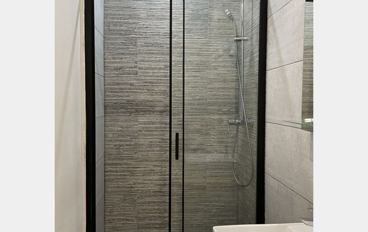 2 Pièces THIERS (63300)  46 m2 440 € 