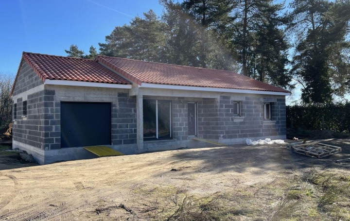 Réseau Immo-diffusion : Villa  PESCHADOIRES  100 m2 248 000 € 