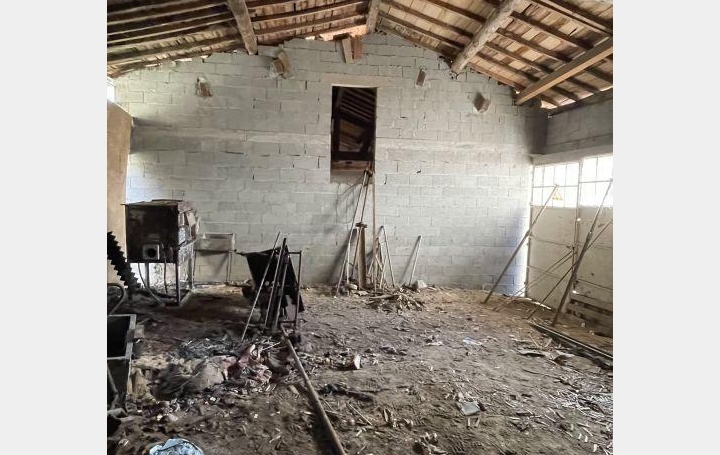 Autre THIERS (63300)  191 m2 55 000 € 