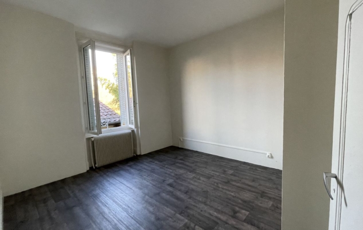 Maison THIERS (63300)  219 m2 170 000 € 