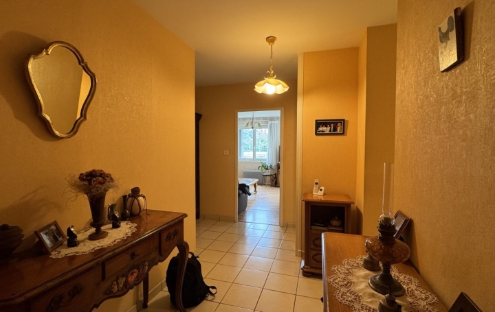 4 Pièces THIERS (63300)  117 m2 135 000 € 