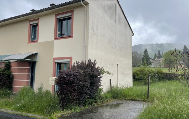 Maison MARAT (63480)  350 m2 200 000 € 