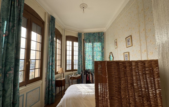 3 Pièces THIERS (63300)  115 m2 70 000 € 