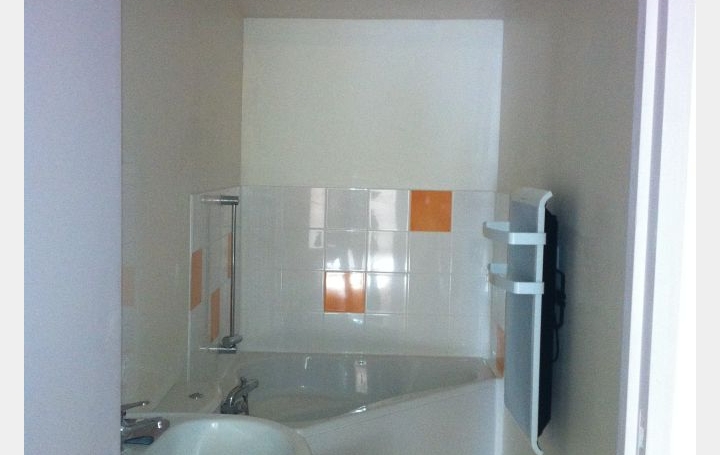 2 Pièces THIERS (63300)  76 m2 45 000 € 