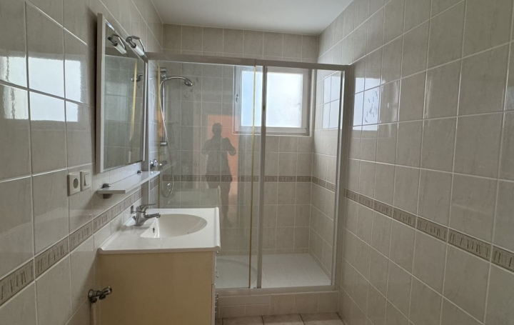 3 Pièces THIERS (63300)  68 m2 80 000 € 