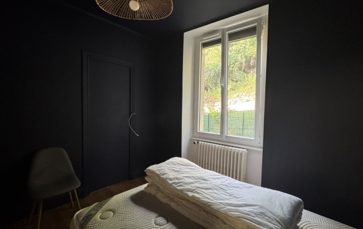 3 Pièces THIERS (63300)  84 m2 100 000 € 