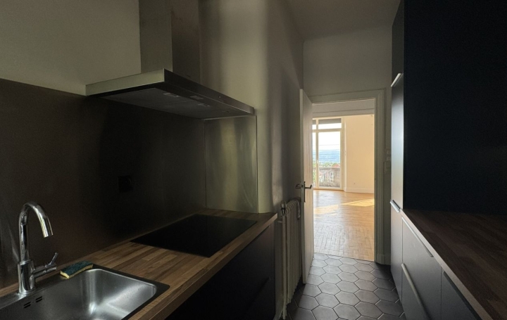 3 Pièces THIERS (63300)  84 m2 100 000 € 