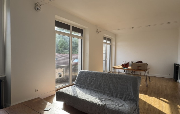 3 Pièces THIERS (63300)  84 m2 100 000 € 