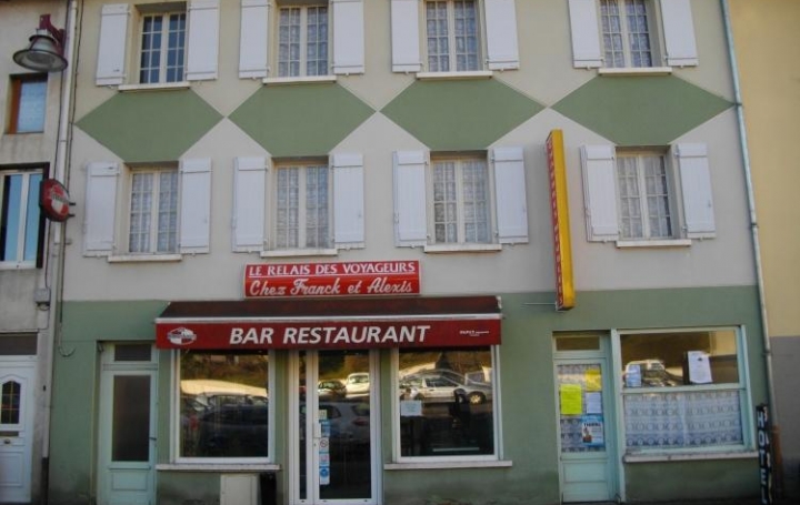 Réseau Immo-diffusion : Local commercial  CHABRELOCHE  310 m2 105 000 € 