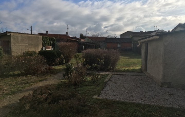 Maison ALBI (81000)  100 m2 850 € 