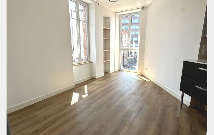 2 Pièces ALBI (81000)  28 m2 530 € 