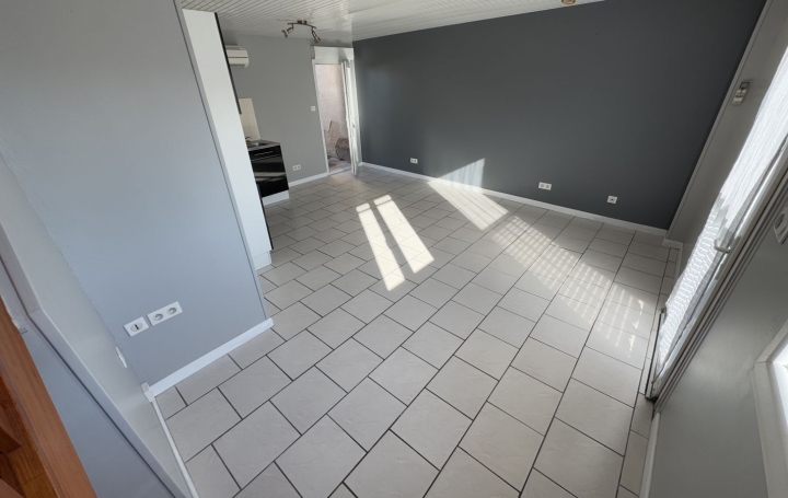 Maison REALMONT (81120)  31 m2 520 € 