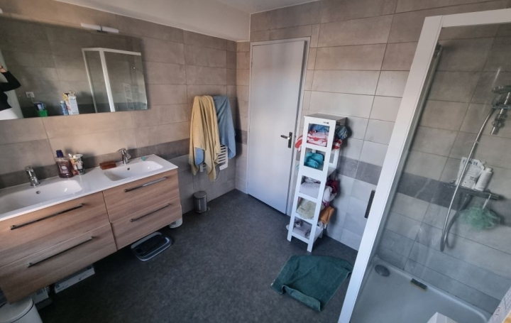 3 Pièces REALMONT (81120)  64 m2 570 € 