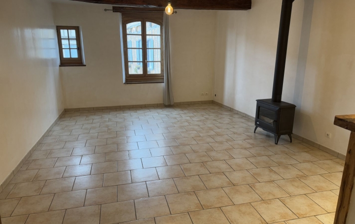 Maison MONTDRAGON (81440)  101 m2 695 € 