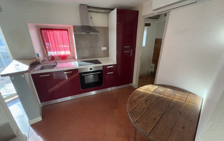 Maison MONTDRAGON (81440)  65 m2 660 € 
