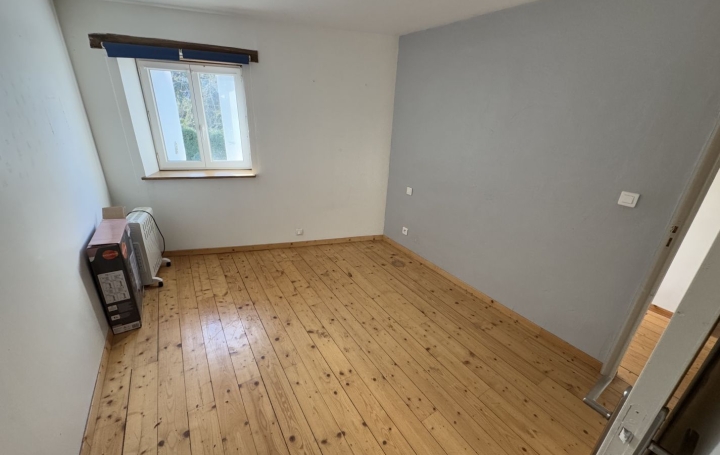 Maison MONTDRAGON (81440)  65 m2 660 € 