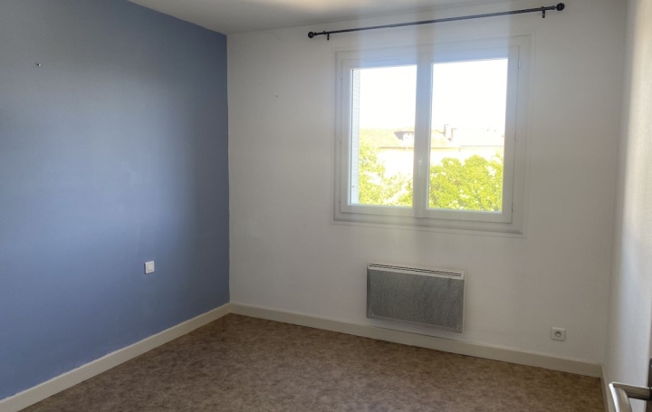 3 Pièces ALBI (81000)  82 m2 750 € 