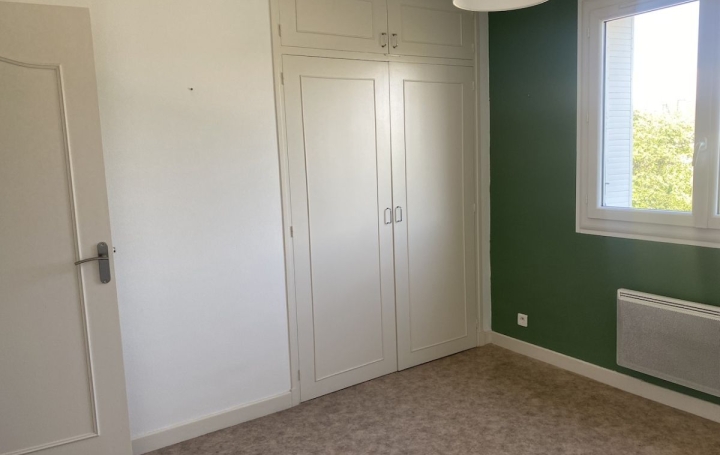 3 Pièces ALBI (81000)  82 m2 750 € 