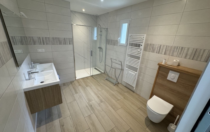 Maison REALMONT (81120)  104 m2 790 € 
