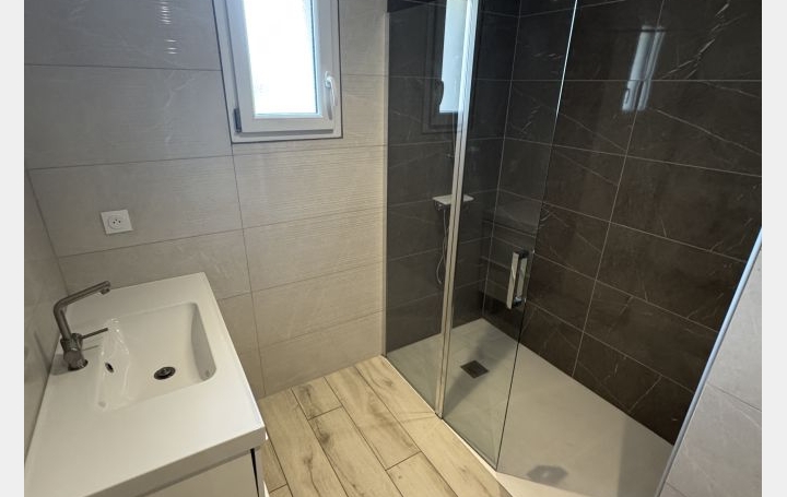 Maison REALMONT (81120)  104 m2 790 € 