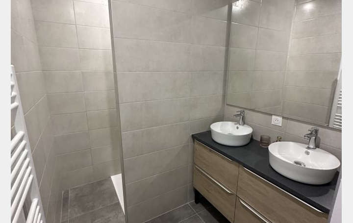 3 Pièces REALMONT (81120)  62 m2 680 € 