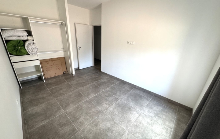 3 Pièces REALMONT (81120)  62 m2 680 € 