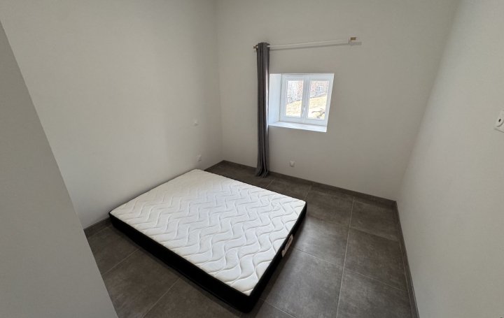 3 Pièces REALMONT (81120)  62 m2 680 € 