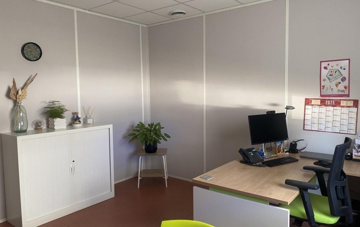 Local commercial ALBI (81000)  182 m2 1 890 € 