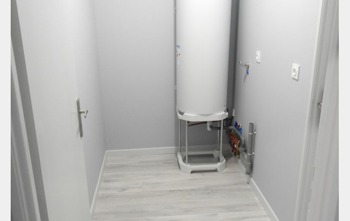 3 Pièces REALMONT (81120)  63 m2 600 € 