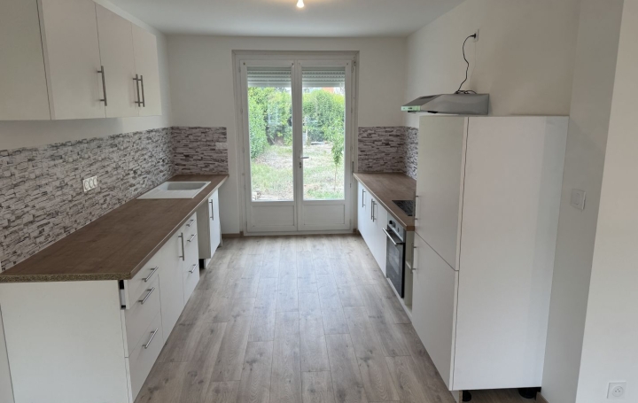 Maison ALBI (81000)  87 m2 900 € 