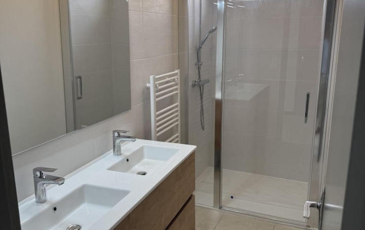 Maison ALBI (81000)  87 m2 900 € 
