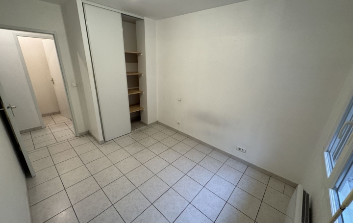 2 Pièces REALMONT (81120)  43 m2 370 € 